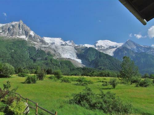 Holiday Home Les Pelarnys II Chamonix