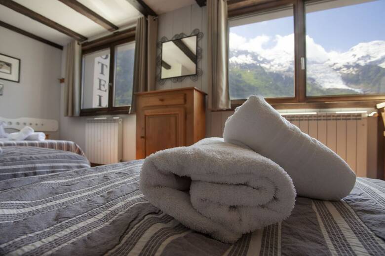 Hotel La Chaumi�re Mountain Lodge