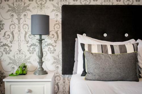 Beachlands Hotel