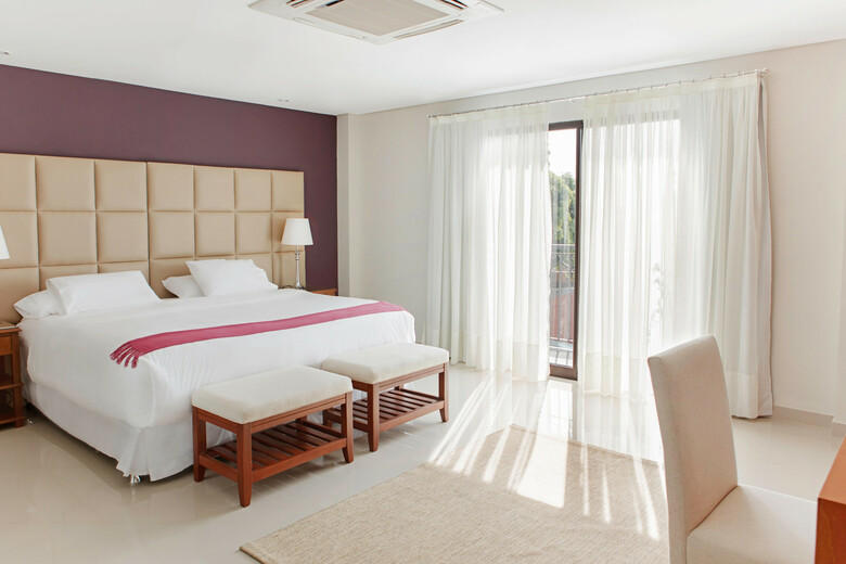 Las Lomas Casa Hotel