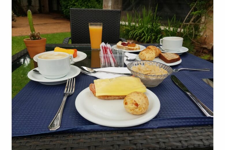 Las Lomas Casa Hotel