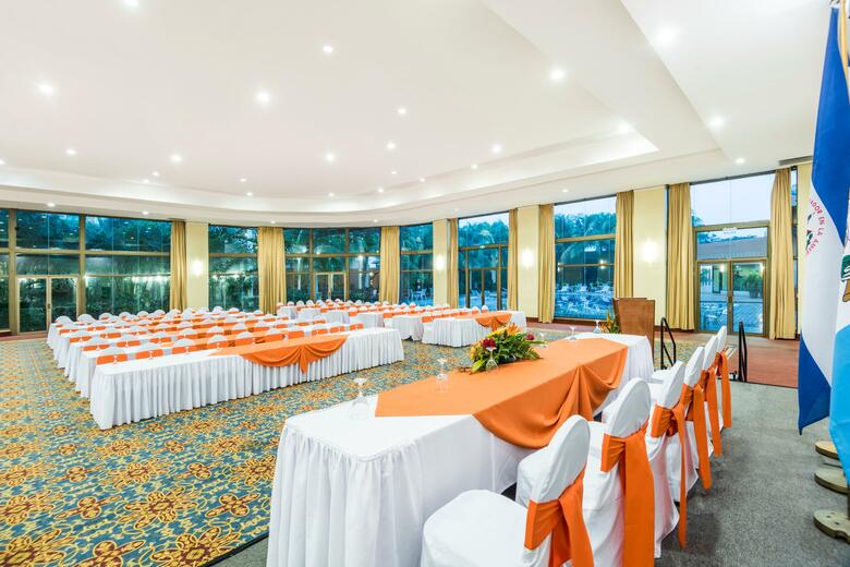 Hotel Holiday Inn Convention Center Managua