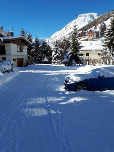 Hotel Le Chalet