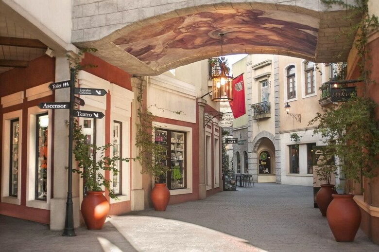 Hotel Plaza Central Canning