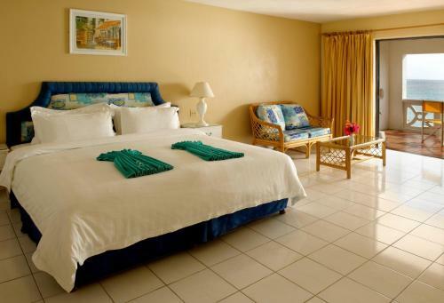 Hotel Discovery Bay By Rex Resorts