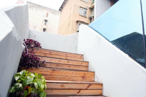 Shu Hostel