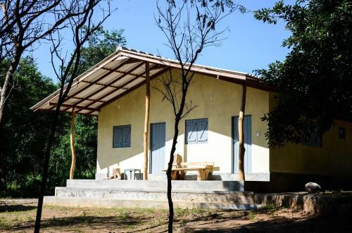 Kuda Oya Cottages