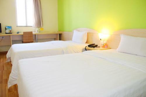 Hotel 7days Inn Meizhou Jia De Li