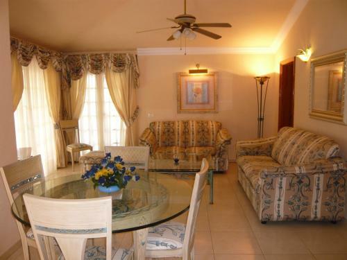 Apartamentos Clansani Tenerife