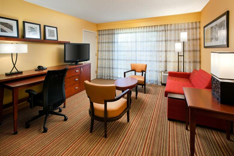 Hotel Courtyard By Marriott San Diego Sorrento Mesa