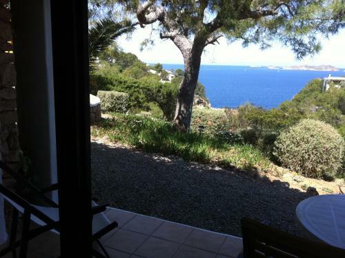 Hostal Cala Moli