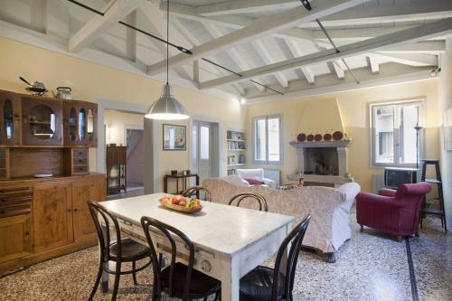 Santa Croce Apartments - Faville