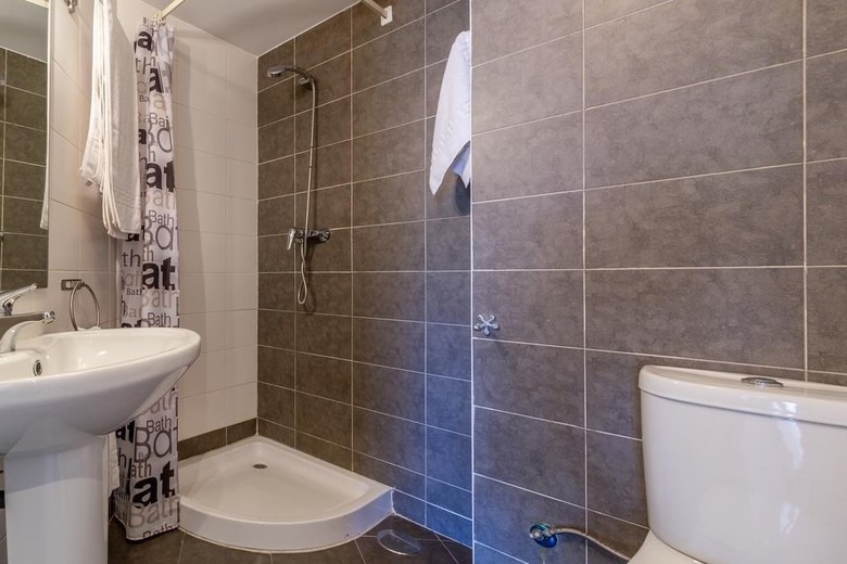 Hotel Realrent Calamora