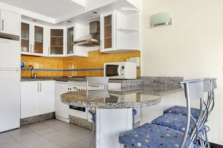 Hotel Club Cala Blanca