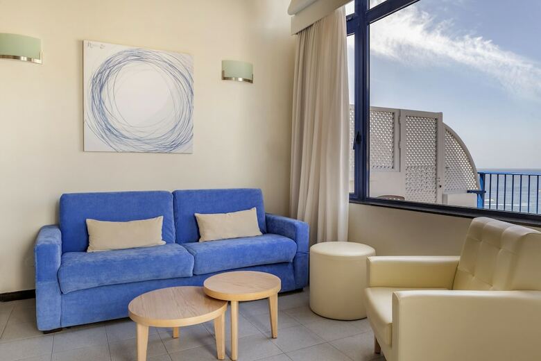 Hotel Club Cala Blanca