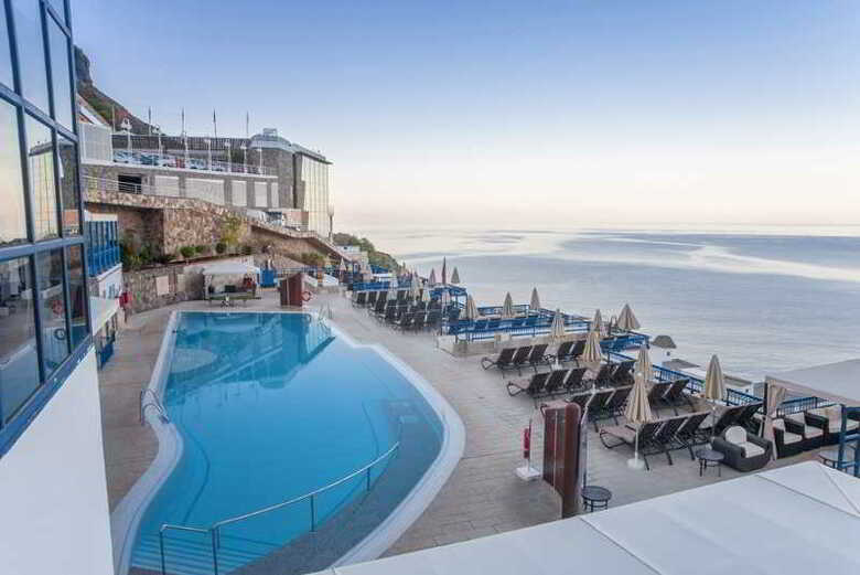 Hotel Club Cala Blanca