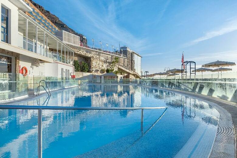 Hotel Club Cala Blanca