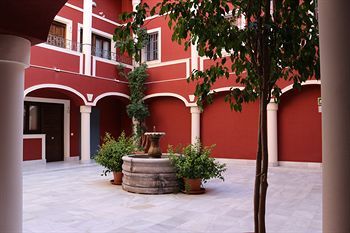 Apartamentos At Palacio De Luja