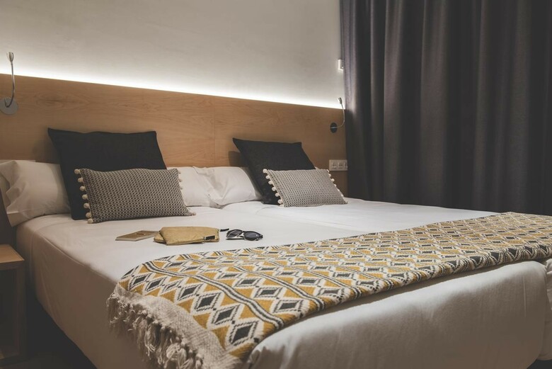 Arriazu Hostal