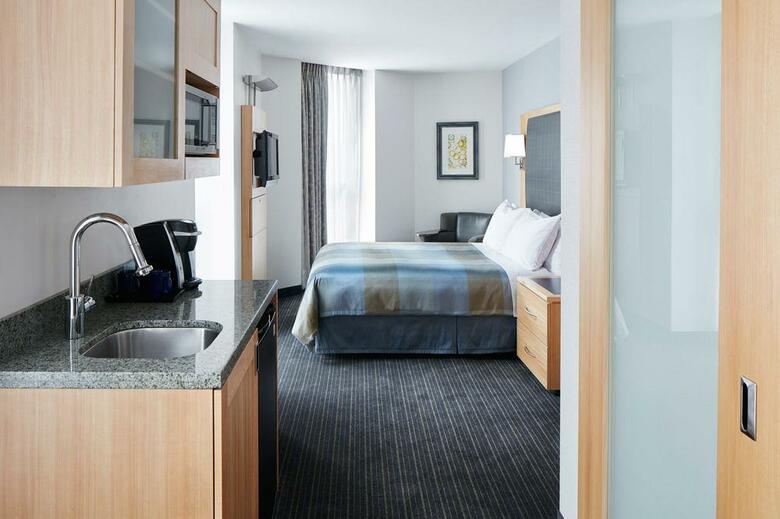 World Center Hotel