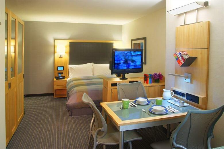 World Center Hotel
