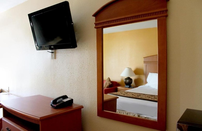 Hotel Americas Best Value Inn - At&t Center