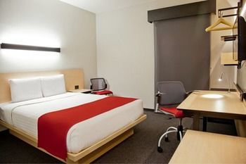 Hotel City Express Plus Monterrey Nuevo Sur