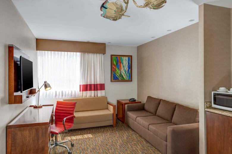 Hotel Four Points By Sheraton Queretaro Norte