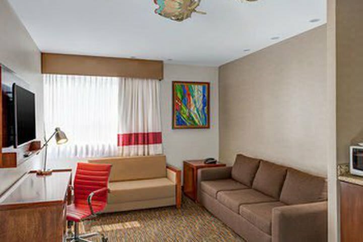 Hotel Four Points By Sheraton Queretaro Norte