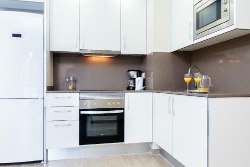 Feelathome Plaza Apartments