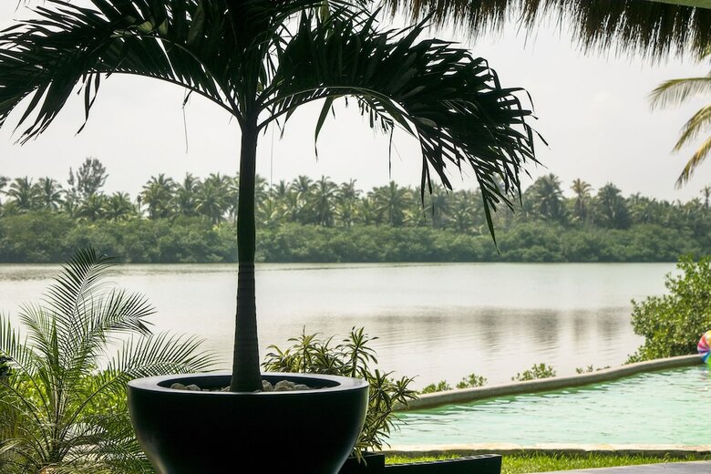 Hotel Isla Tajin Beach And River Resort