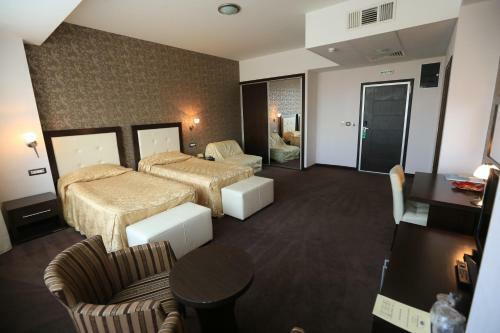 Tcc Grand Plaza Hotel