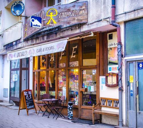 Hostal Indalo Rooms