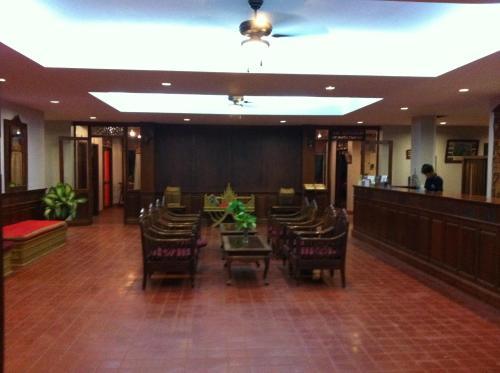 Posada Chitchareune Moungluang Hotel
