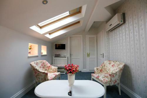 Hotel Les Jardins Carol