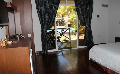 Hotel Langkah Syabas Beach Resort