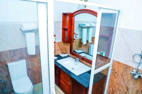 Hostal Sarathchandra Guest House