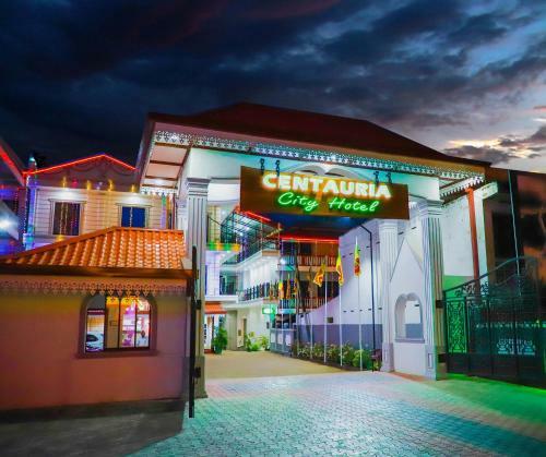 Hostal Sarathchandra Guest House