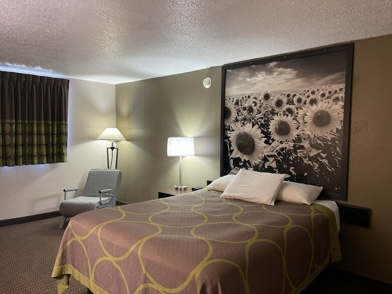 Hotel Super 8 Bismarck