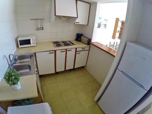 Three-bedroom Apartment Torroella De Montgr� Girona 3