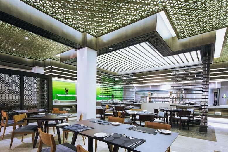 Ayla Bawadi Hotel