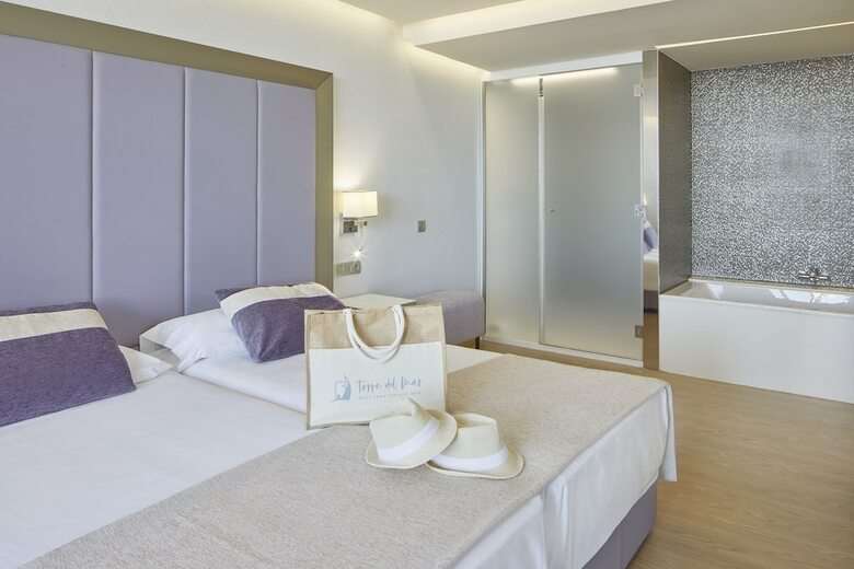 Hotel Torre Del Mar