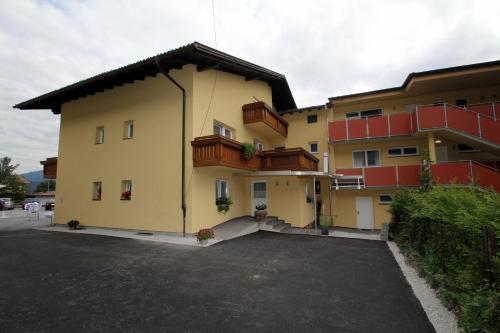 Bed & Breakfast Caf�-pension Margret