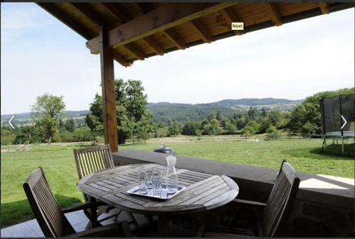 Les Perruchons Ancienne Grange R�nov�e Avec Soin