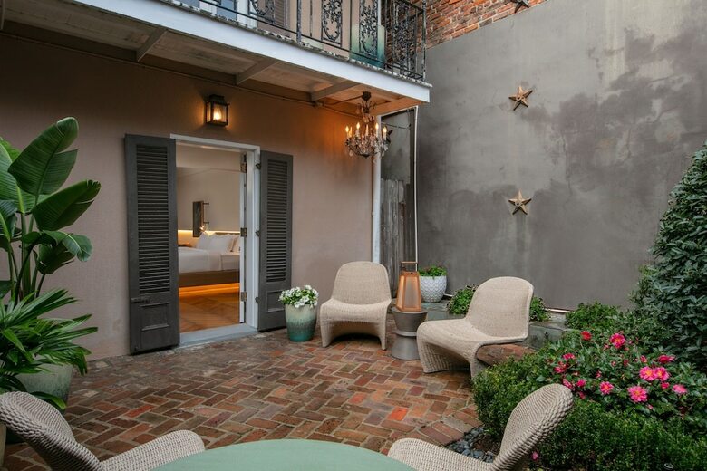 Hotel De La Poste - French Quarter, A Renaissance Hotel