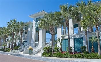 Hotel Carillon Beach Resort Inn