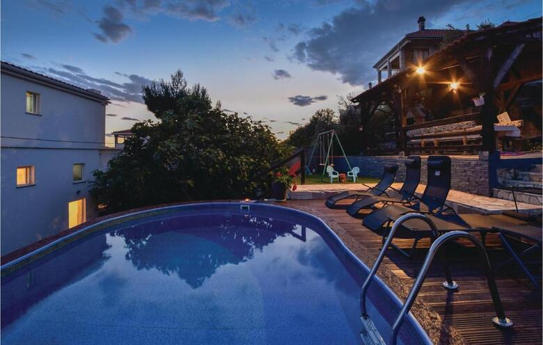 Holiday Home Podstrana With Sea View 360