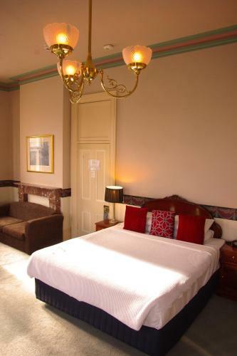 The Hotel Shamrock