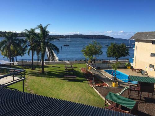 Motel Mariners On The Waterfront