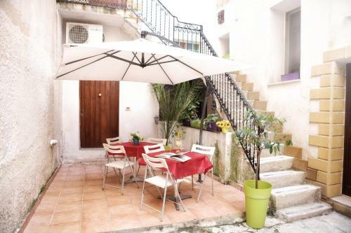 Arancio Tourist Apartments
